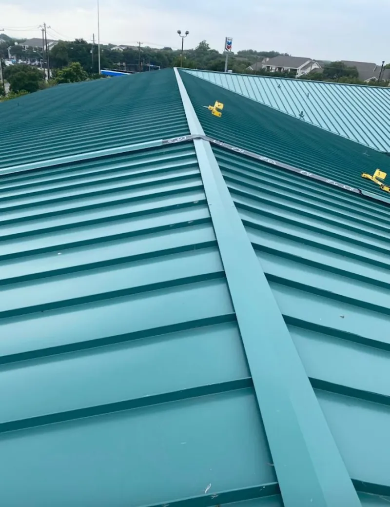 Green commercial metal roof ridge and valley for Metal Roof Repair in Lemoore Station